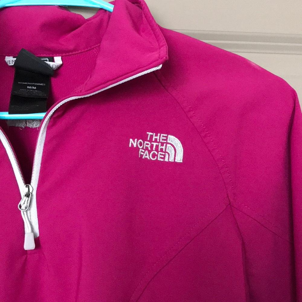 The North Face Quarter Zip - Picture 3 of 6